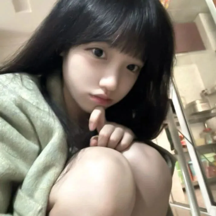 假秘书的完美契约